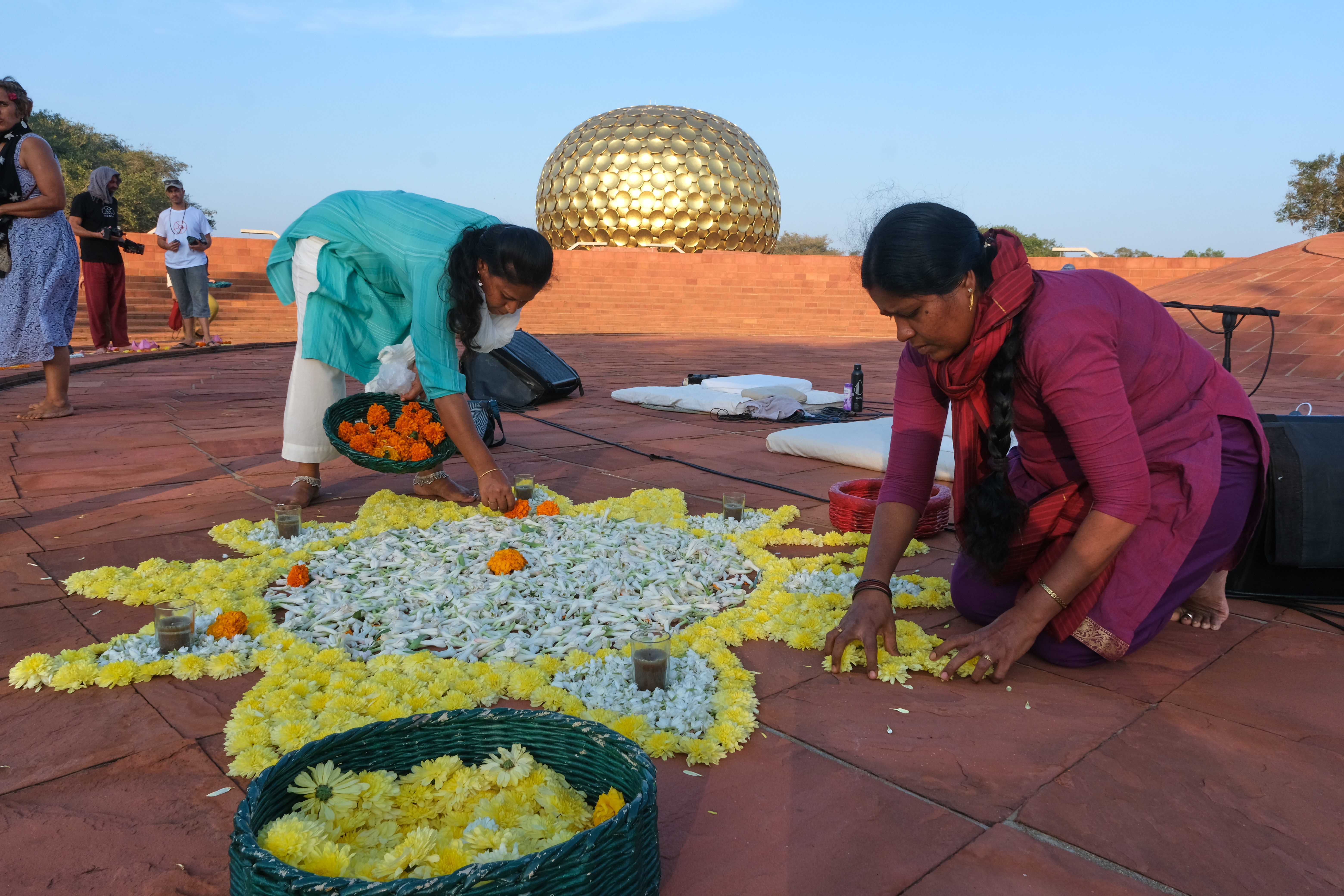 Auroville – dream of an ideal community – See more 4 less